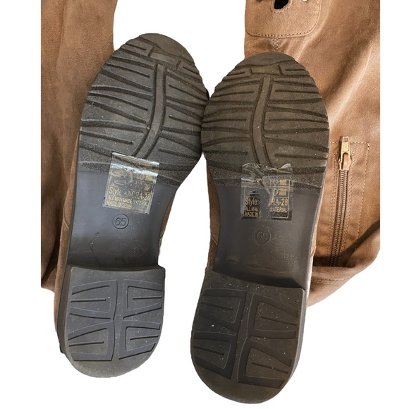 Over the Knee Adjustable Boot Size 6.5 - Picture 3 of 6